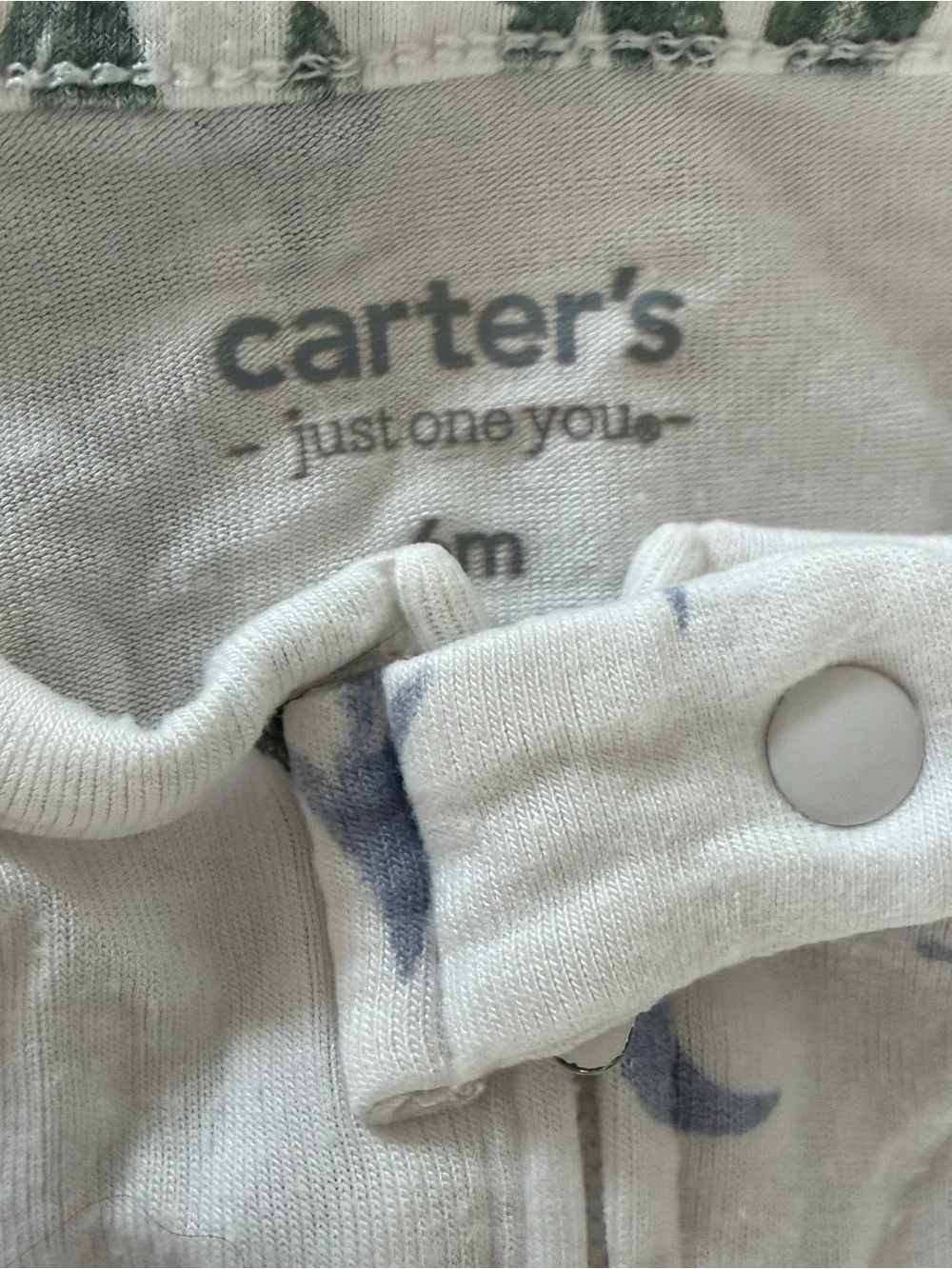 Carter's set of 6 Baby One piece footed sleepers pajamas size 6 months